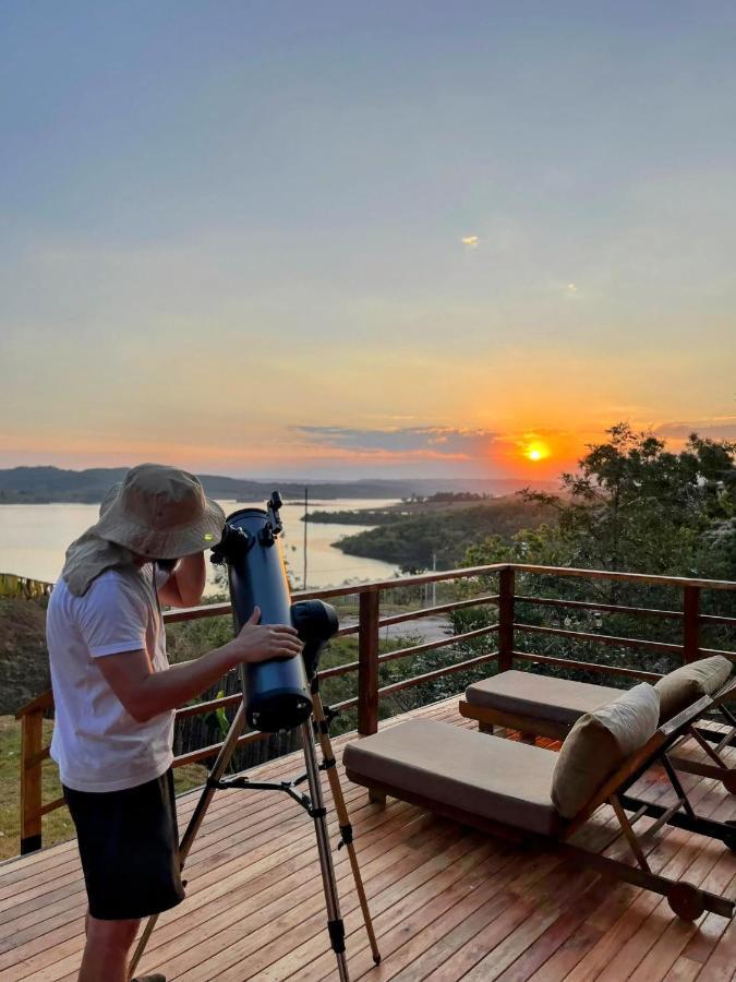 Chale Recanto - Ofuro, Banheira, Vista, Cachoeira E Lago Alexania Eksteriør billede